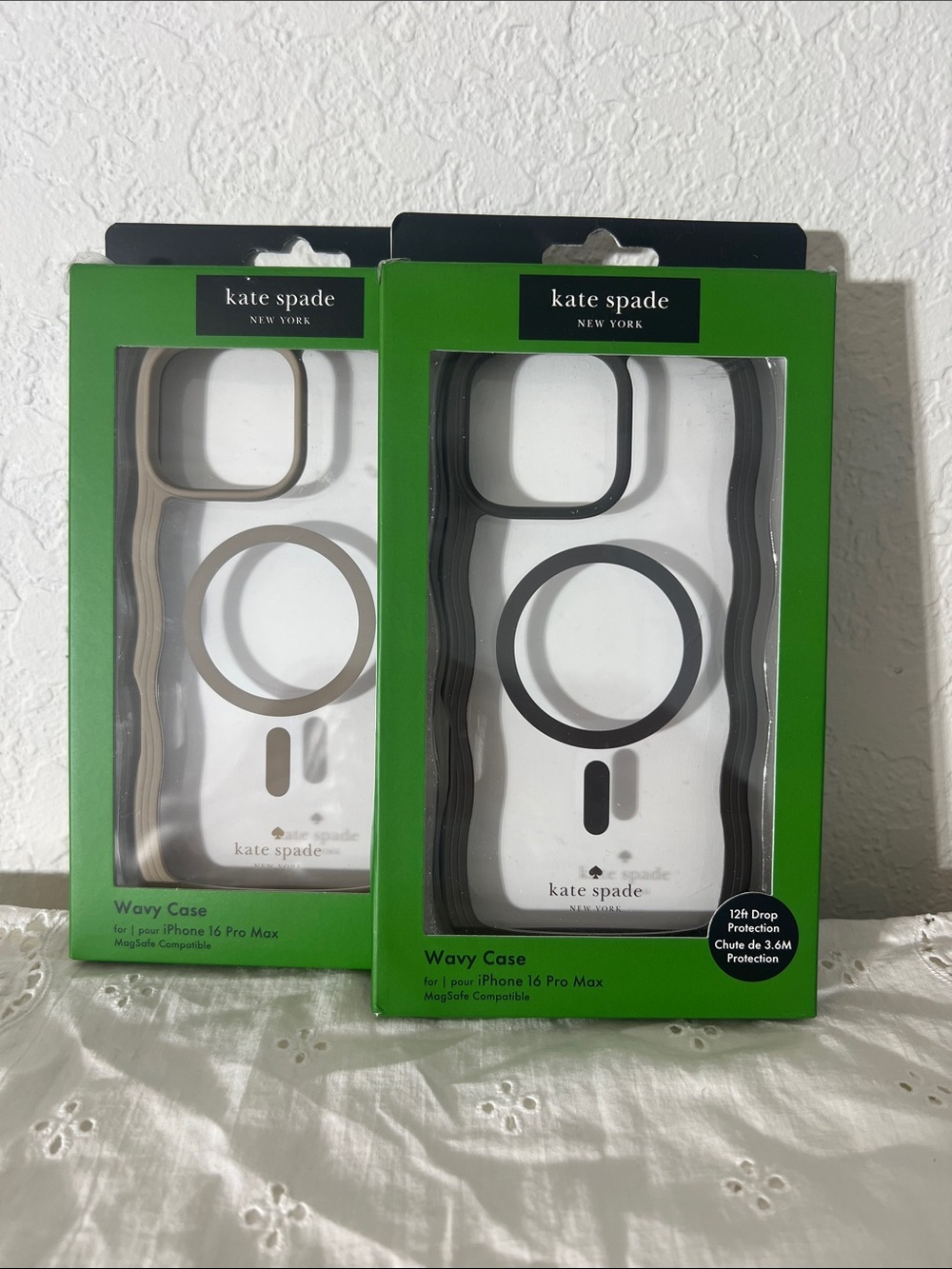 Pair of Kate Spade iPhone 16 Pro Max MagSafe Wavy Case Black/Taupe New in Box